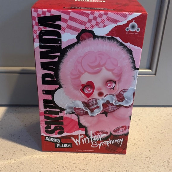 Popmart NEW Skull Panda Winter Symphony Series plush UnOpened! - Picture 1 of 6